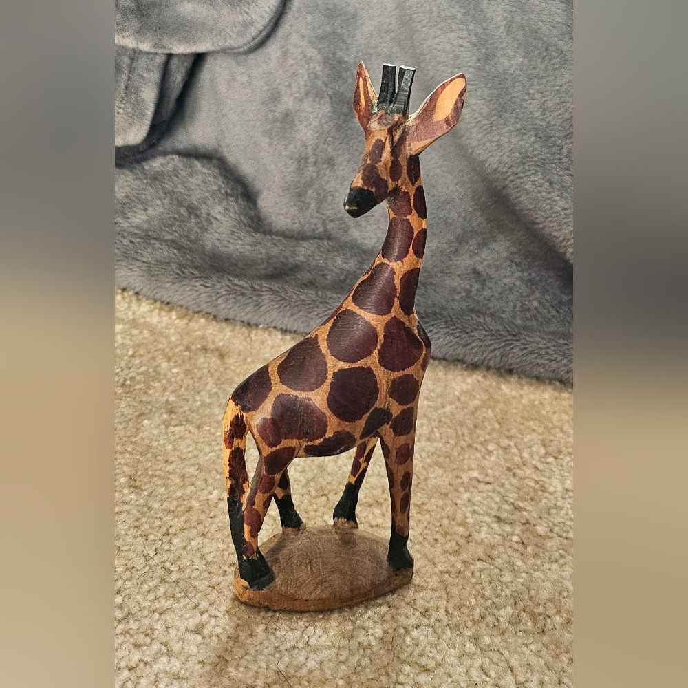 Hand Carved Giraffe Figurine